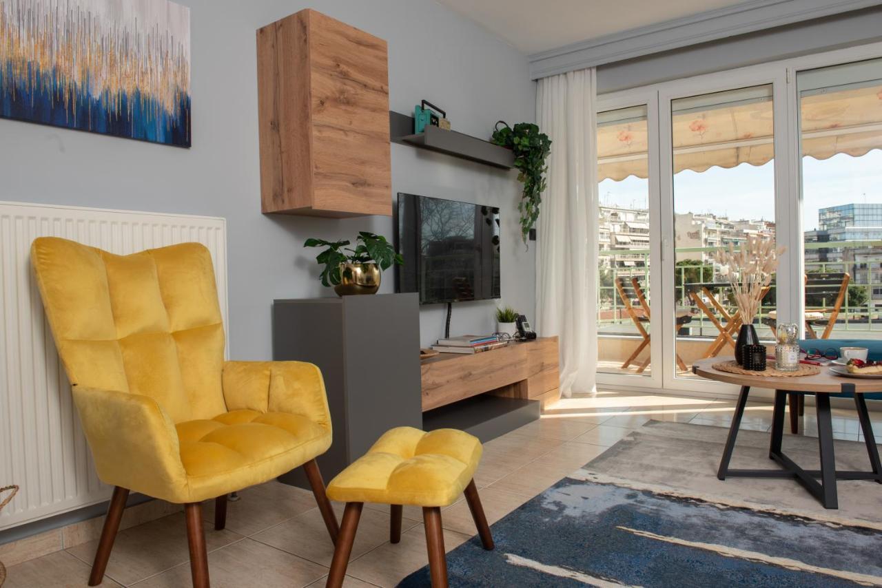 "Orpheus' Apartment" View And Parking Near The Center Tesalonika Bagian luar foto