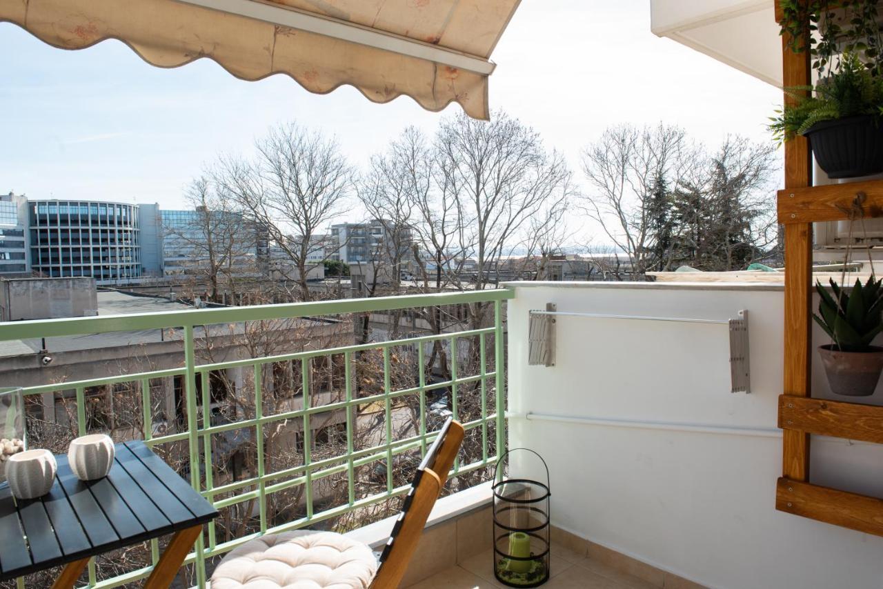 "Orpheus' Apartment" View And Parking Near The Center Tesalonika Bagian luar foto