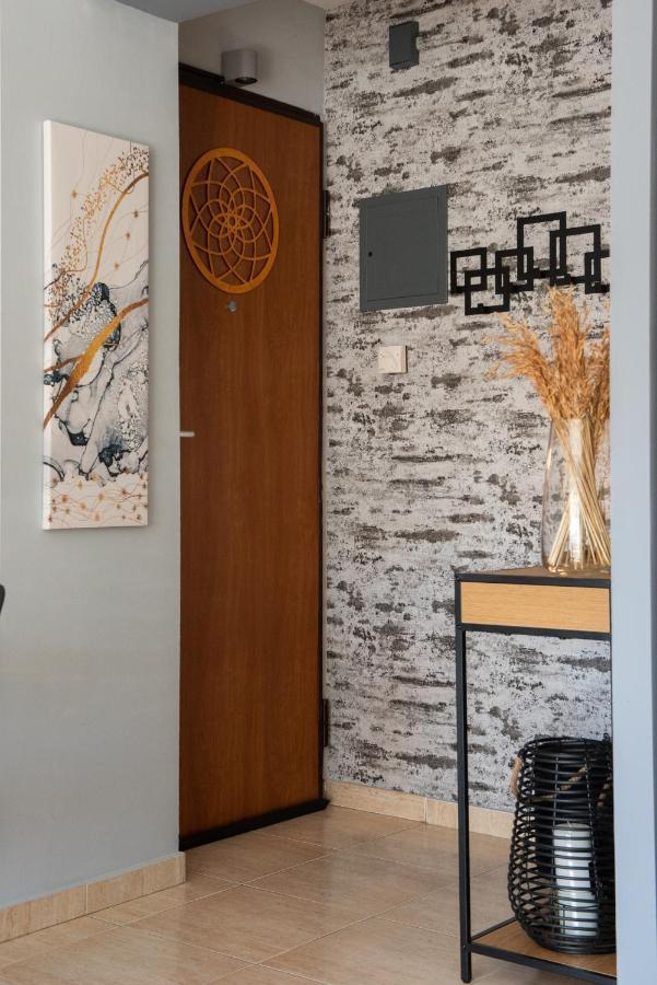 "Orpheus' Apartment" View And Parking Near The Center Tesalonika Bagian luar foto